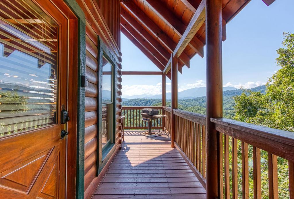 A Higher Calling, 1089 Of Free Area Attraction Tickets For Each Paid Day, Dollywood And More! Pigeon Forge Zewnętrze zdjęcie
