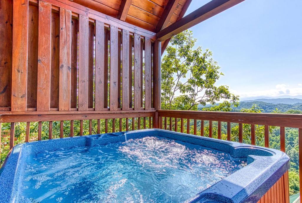 A Higher Calling, 1089 Of Free Area Attraction Tickets For Each Paid Day, Dollywood And More! Pigeon Forge Zewnętrze zdjęcie