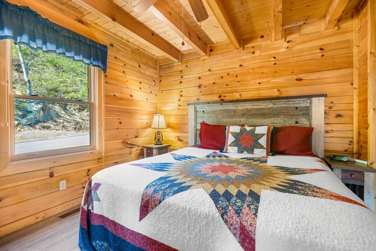 A Higher Calling, 1089 Of Free Area Attraction Tickets For Each Paid Day, Dollywood And More! Pigeon Forge Zewnętrze zdjęcie