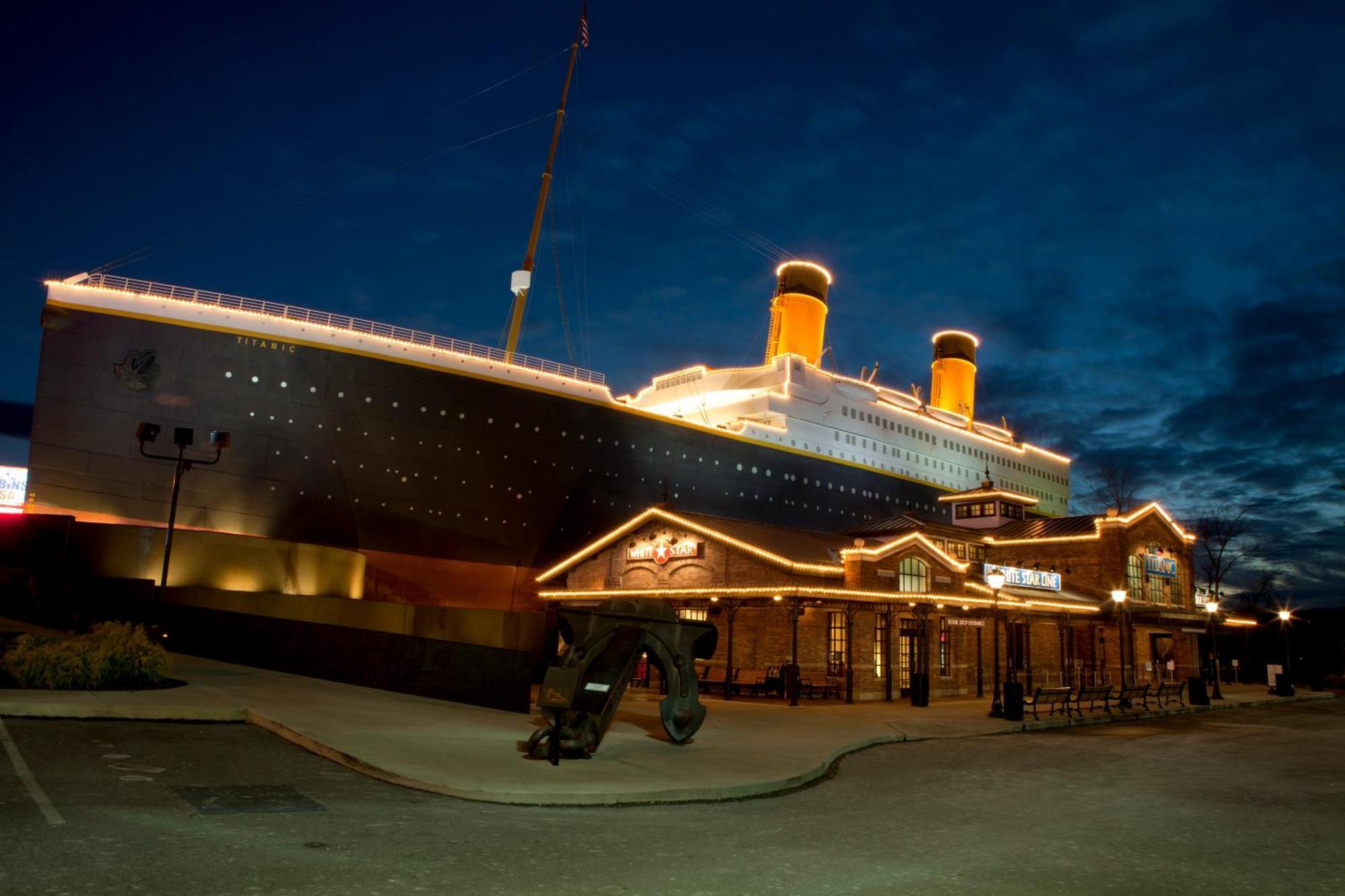 A Higher Calling, 1089 Of Free Area Attraction Tickets For Each Paid Day, Dollywood And More! Pigeon Forge Zewnętrze zdjęcie